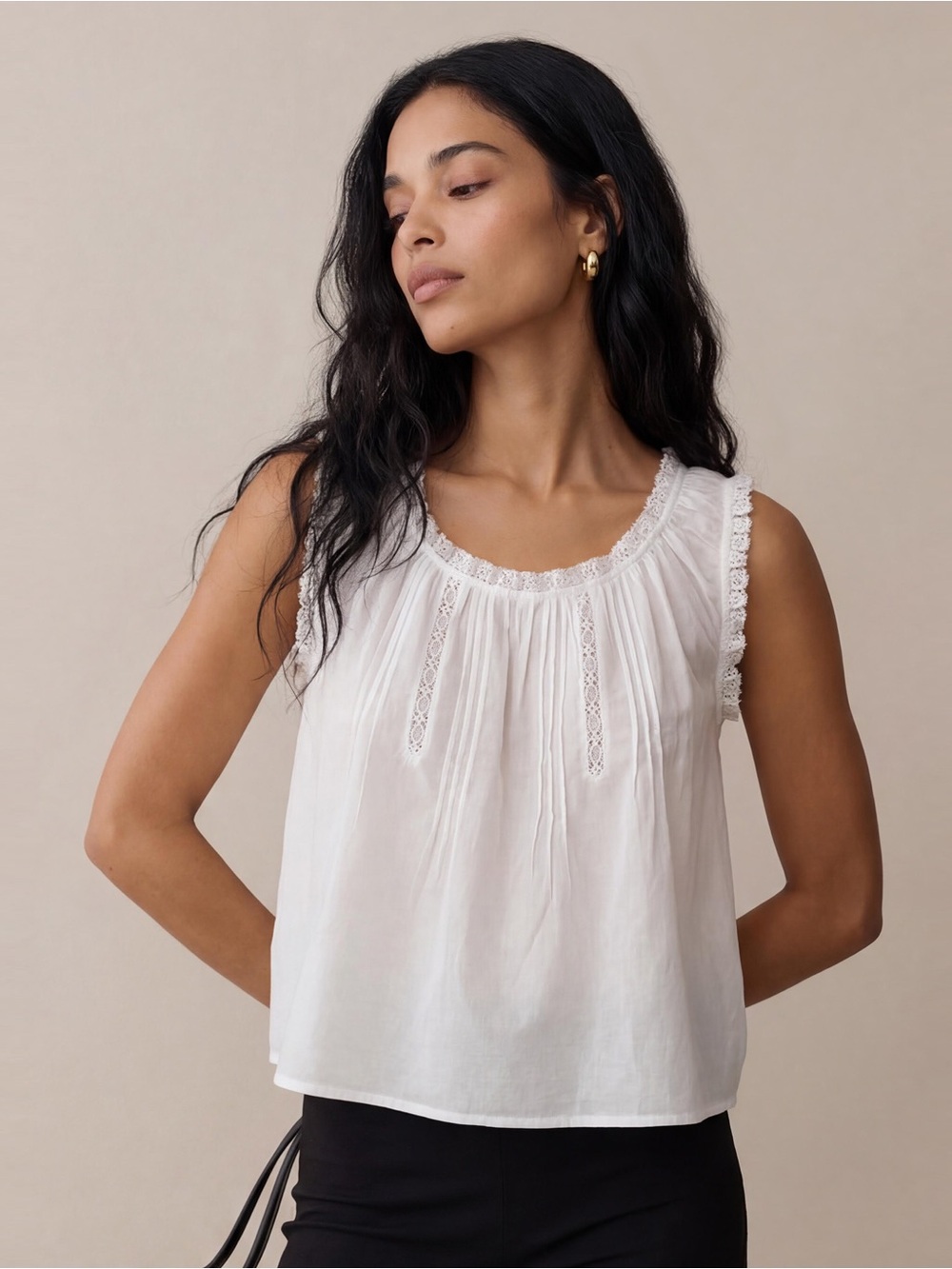 Sorella Violetta Cotton White Lace-Trim Sleeveless Top